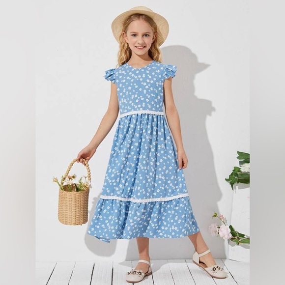 SHEIN Other - NWOT Girls Ruffle Trim Schiffy Detail Floral Dress SHE